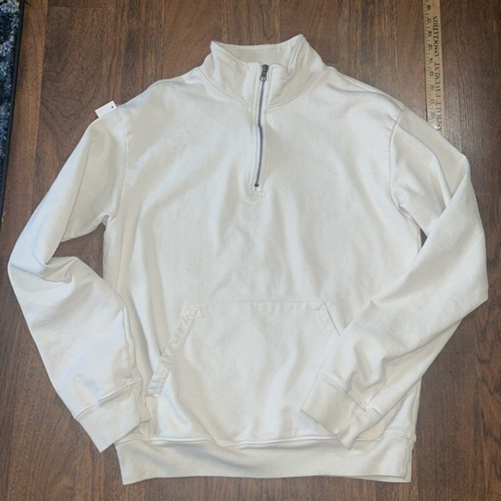 TALENTLESS woman’s 1/4 zip cream sweatshirt - small- oversized